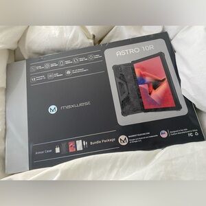Brand New!!! Maxwest tablets !!! android!!